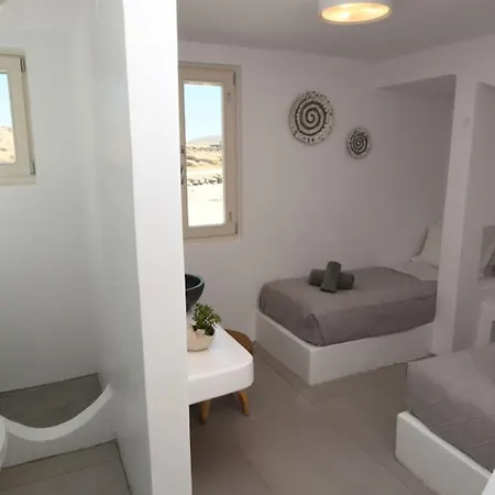 Super Paradise In Mykonos