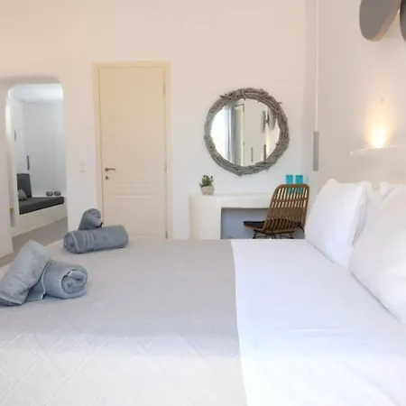 Super Paradise In Mykonos *