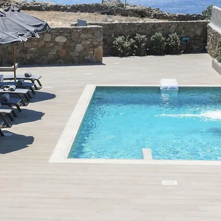 Super Paradise In Mykonos
